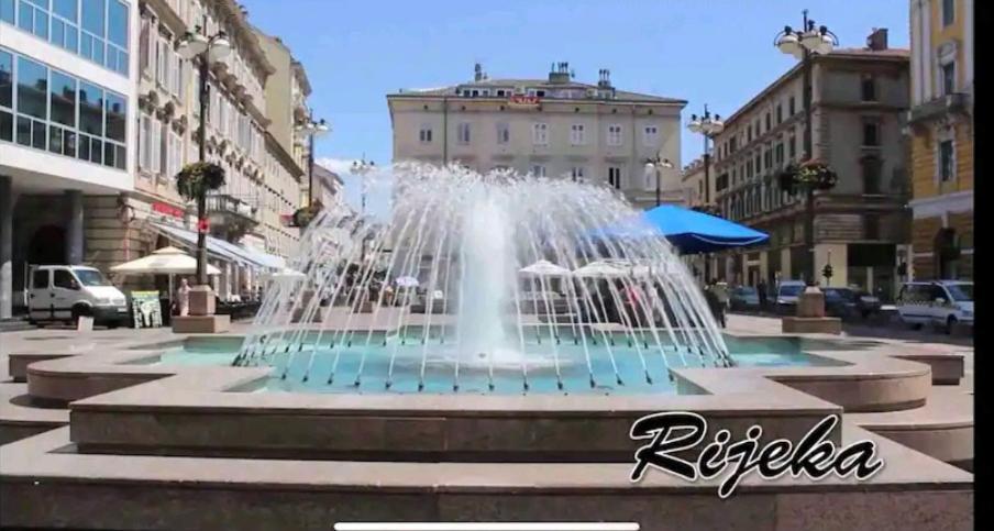Ferienwohnung Rossy Rijeka Exterior foto