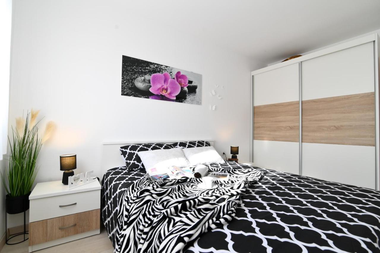 Ferienwohnung Rossy Rijeka Exterior foto