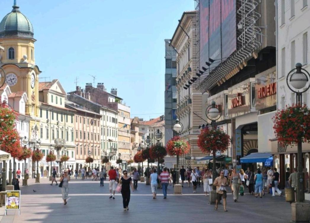 Ferienwohnung Rossy Rijeka Exterior foto